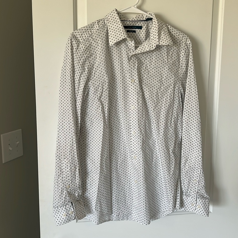 Men’s Perry Ellis Button Down